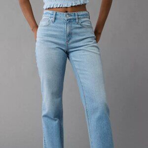 American Eagle Super High Rise Straight - Size 10 Short